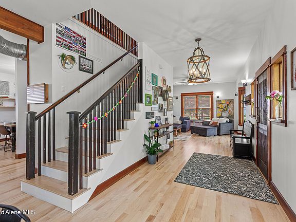 5th image of 3757 N Carolwood Ct