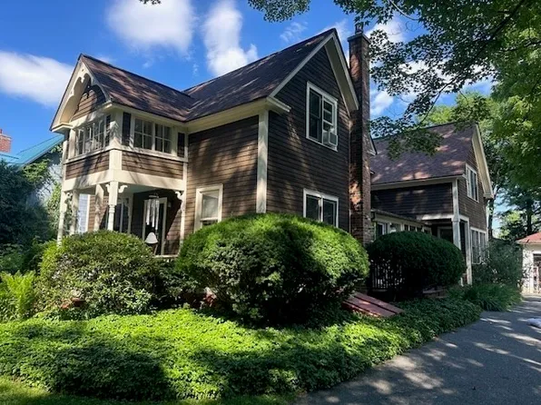 20 Kingsley Ave, Haydenville, MA 01039