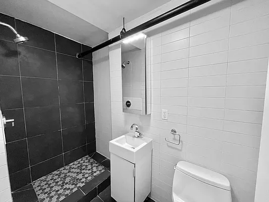 Rented by VRE | media 8