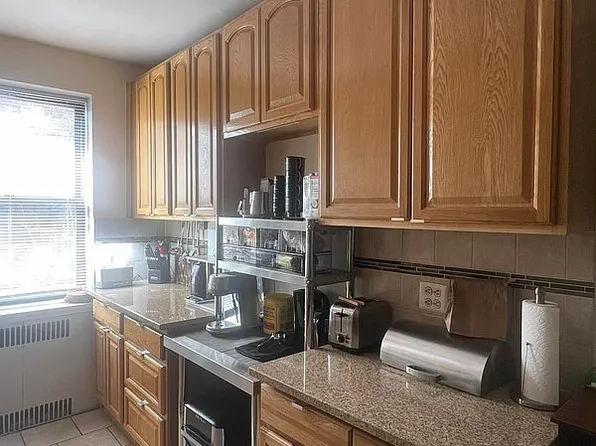 3015 Riverdale Ave APT 3J, Bronx, NY 10463