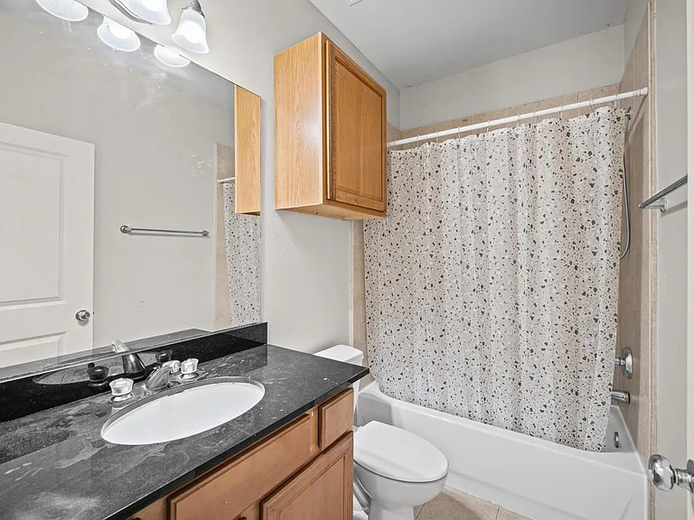 3840 Center St — Photo 13