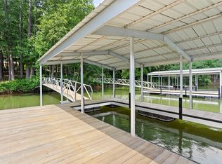 405B Boaters Row, Fair Play, SC 29643