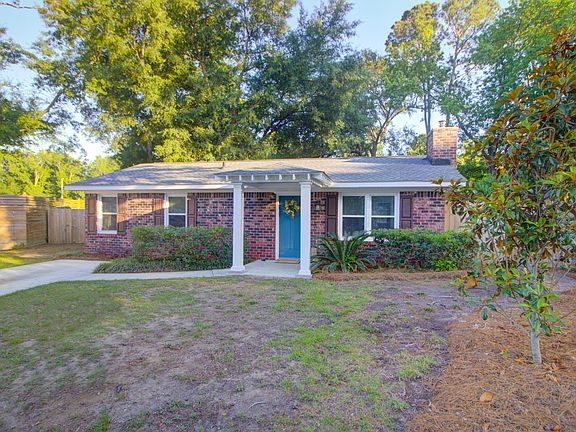 2nd image of 1142 Bonnie Ln