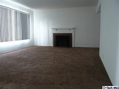 4th image of 1414 S Magnolia Ave