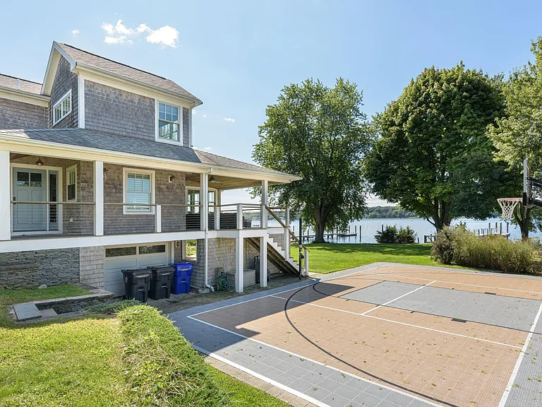 39 Shore Dr — Photo 8