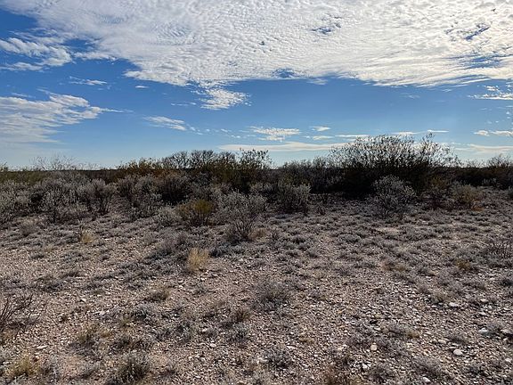 3rd image of 1292 Venado Grande Rd