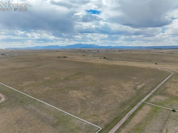 18235 Black Forest Rd, Colorado Springs, CO 80908