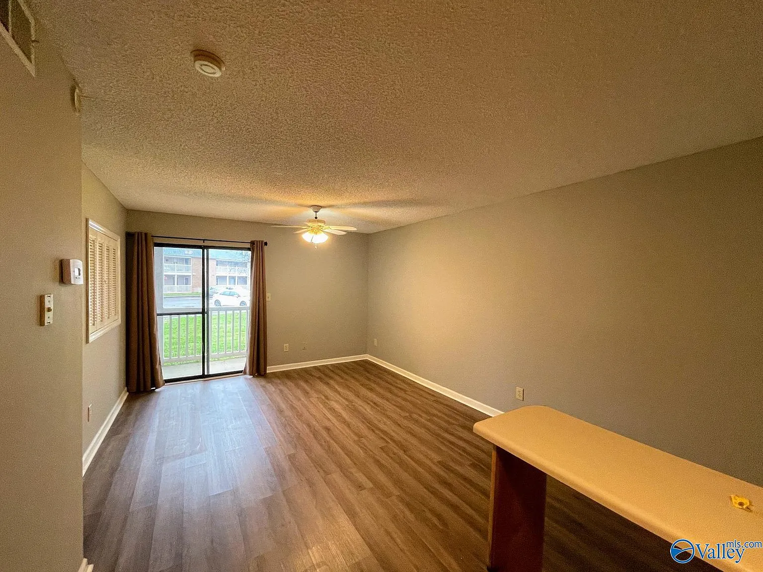 1 bed, 1.0 bath, 572 sqft, $795 — Photo 4