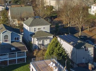 507 26th Ave S, Seattle, WA 98144