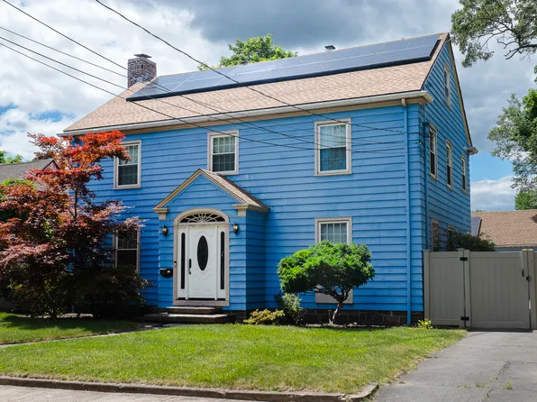 1682 Ella T Grasso Boulevard, New Haven, CT 06511