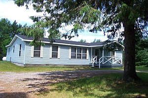 2nd image of 17820 Hunt Rd