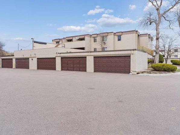 10840 Rockford Rd APT 209, Plymouth, MN 55442