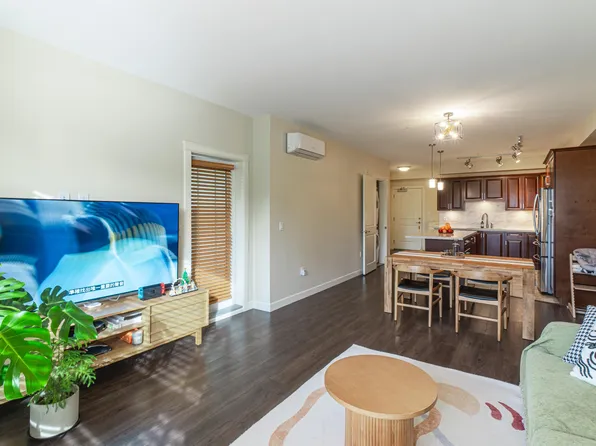 14588 McDougall Dr #103, Surrey, BC V4P 0H1