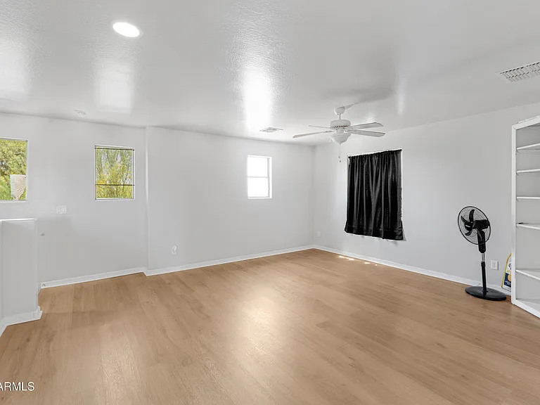 40893 W Bedford Dr — Photo 16