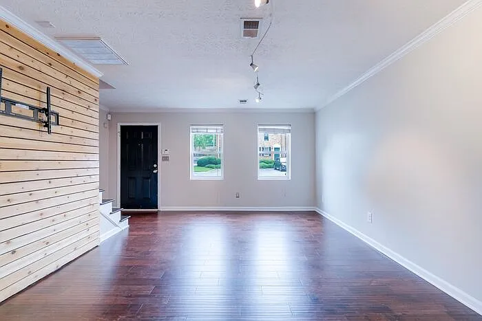 255 Winding River Dr #J — Photo 5