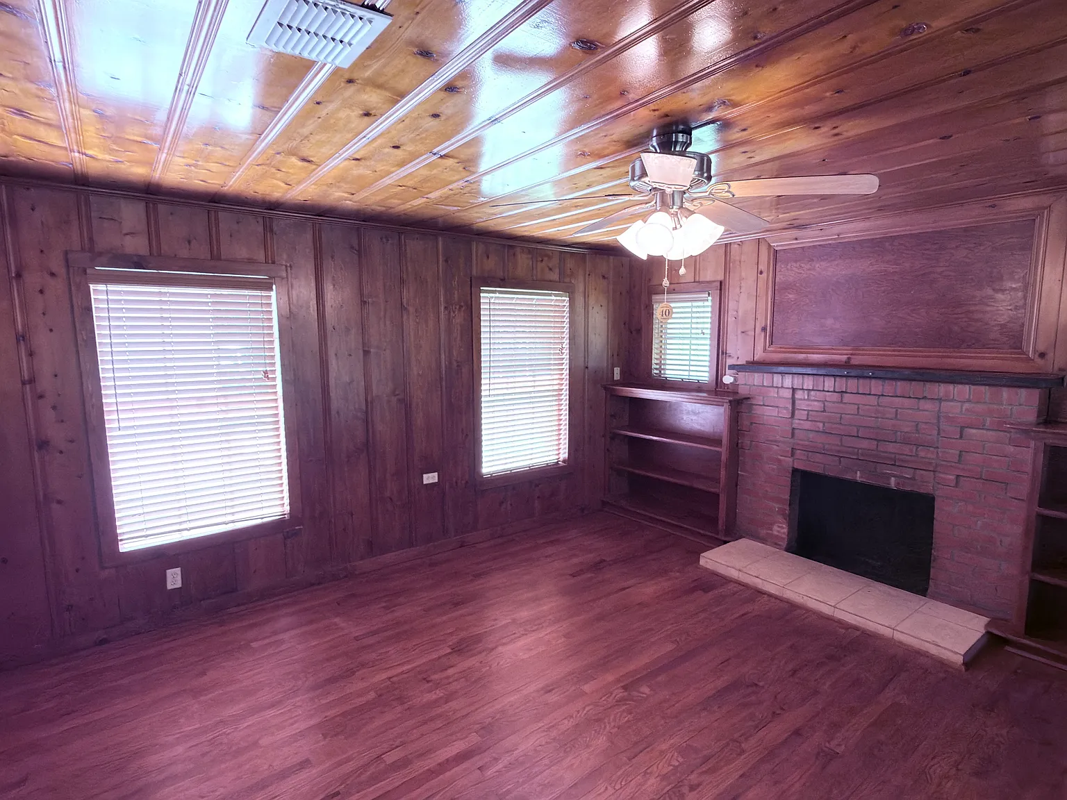 4 bed, 2245 sqft, $2,000 — Photo 4
