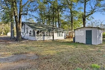 20 Martha Ave — Photo 31