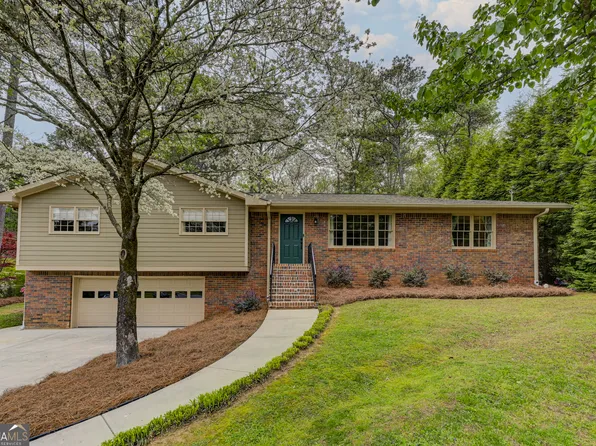 2945 Wendy Ln, Marietta, GA 30062