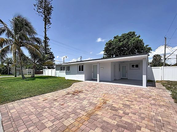 2nd image of 1441 SW 1ST Terrace