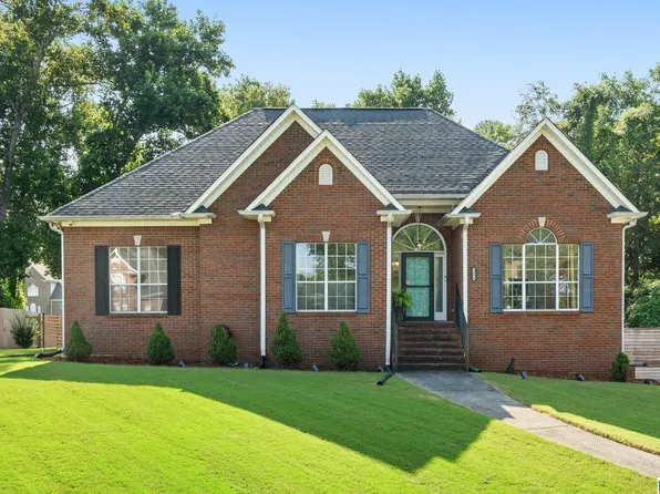 1511 Clover Ave, Gardendale, AL 35071