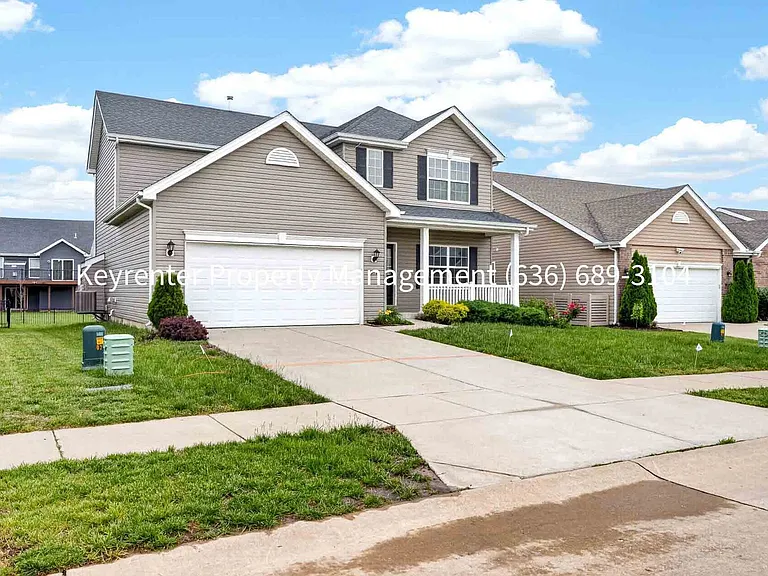 229 Charlestowne Place Dr — Photo 2