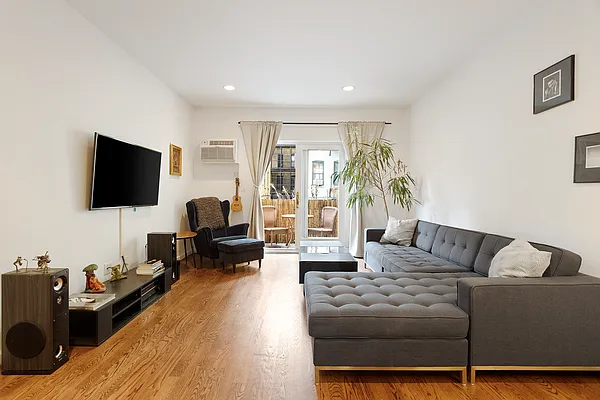 Rented by Douglas Elliman | media 8