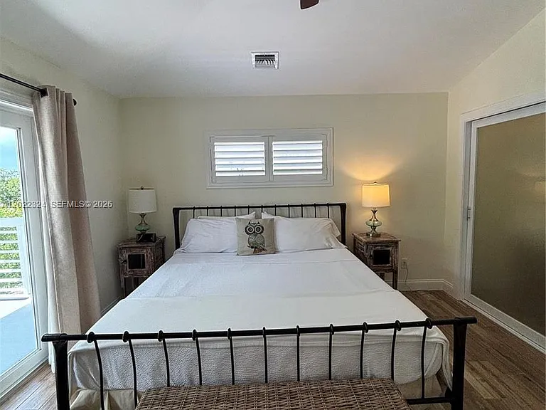 102 Venetian Dr — Photo 24
