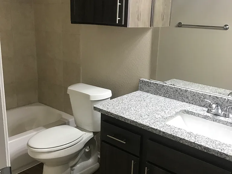 Chappell Hill Apartments — Photo 35