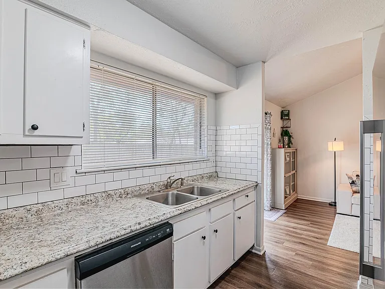 4606 Fitzwater Dr — Photo 20