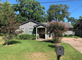 219 Lakeside Dr, Kemah, TX 77565