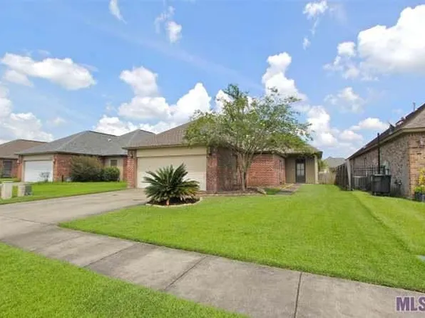 9039 Lake Mist Dr, Baton Rouge, LA 70810