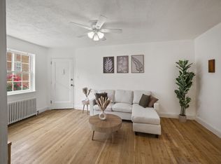 30 Danbury St SE APT 4, Washington, DC 20032