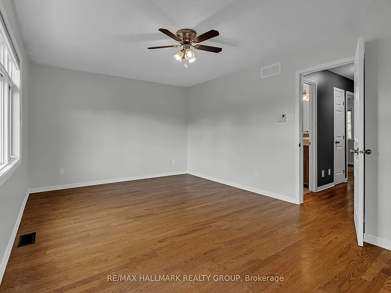146 College Cir — Photo 21