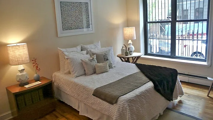 Rented by Cooper & Cooper Real Estate | media 8