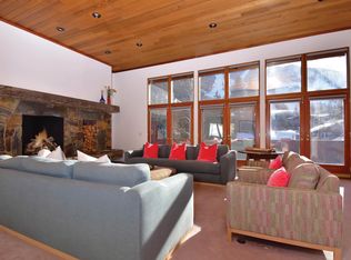 304 Georginia Rd APT B, Ketchum, ID 83340