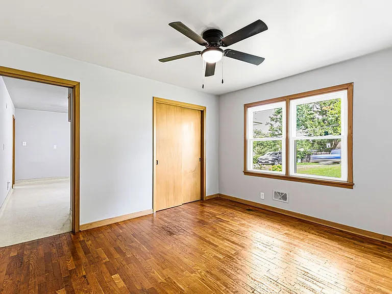 3511 Mitchell Ave — Photo 21