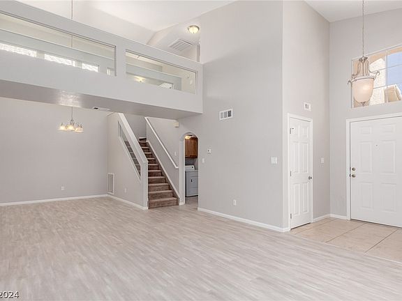 4th image of 7629 Raven Hills Dr