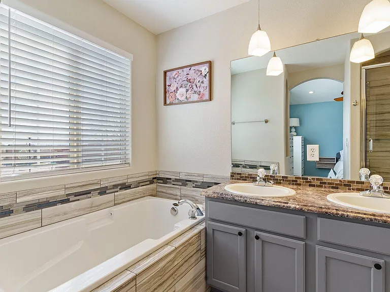 4752 Canyon Wren Ln — Photo 18