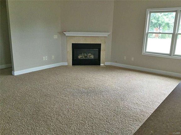2nd image of 988 Wright Ave