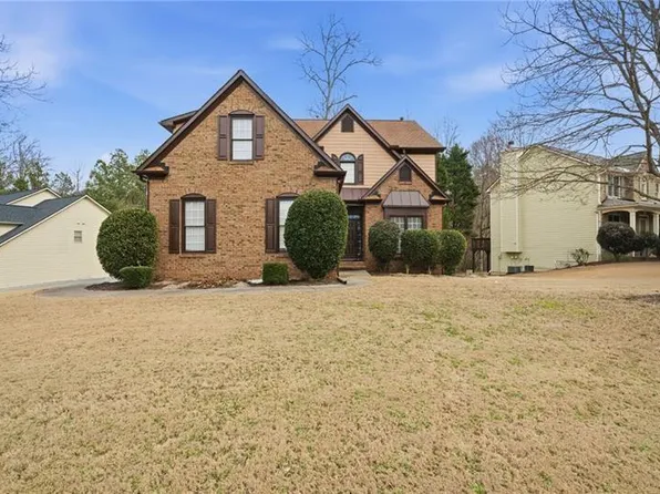 2753 Blue Moon Dr, Buford, GA 30519