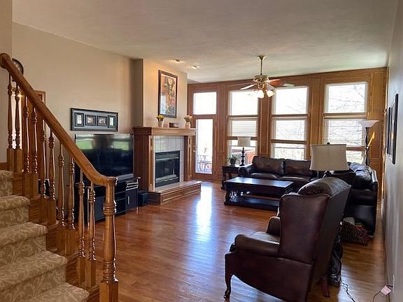 3rd image of 2337 NW Summerfield Dr