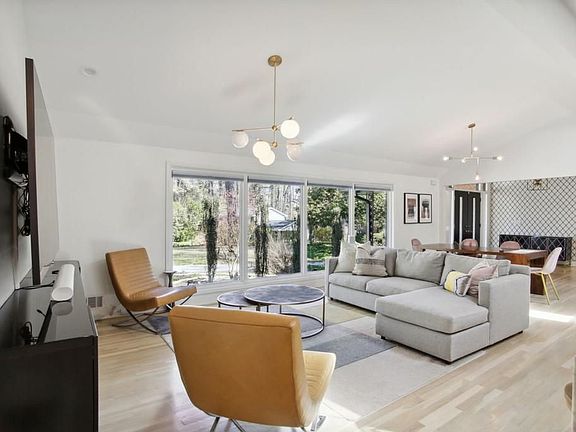 5th image of 2959 Braithwood Ct