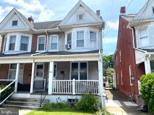 842 Chestnut St, Emmaus, PA 18049