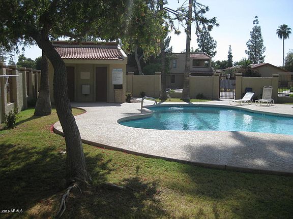 4th image of 850 S River Dr Unit 1103