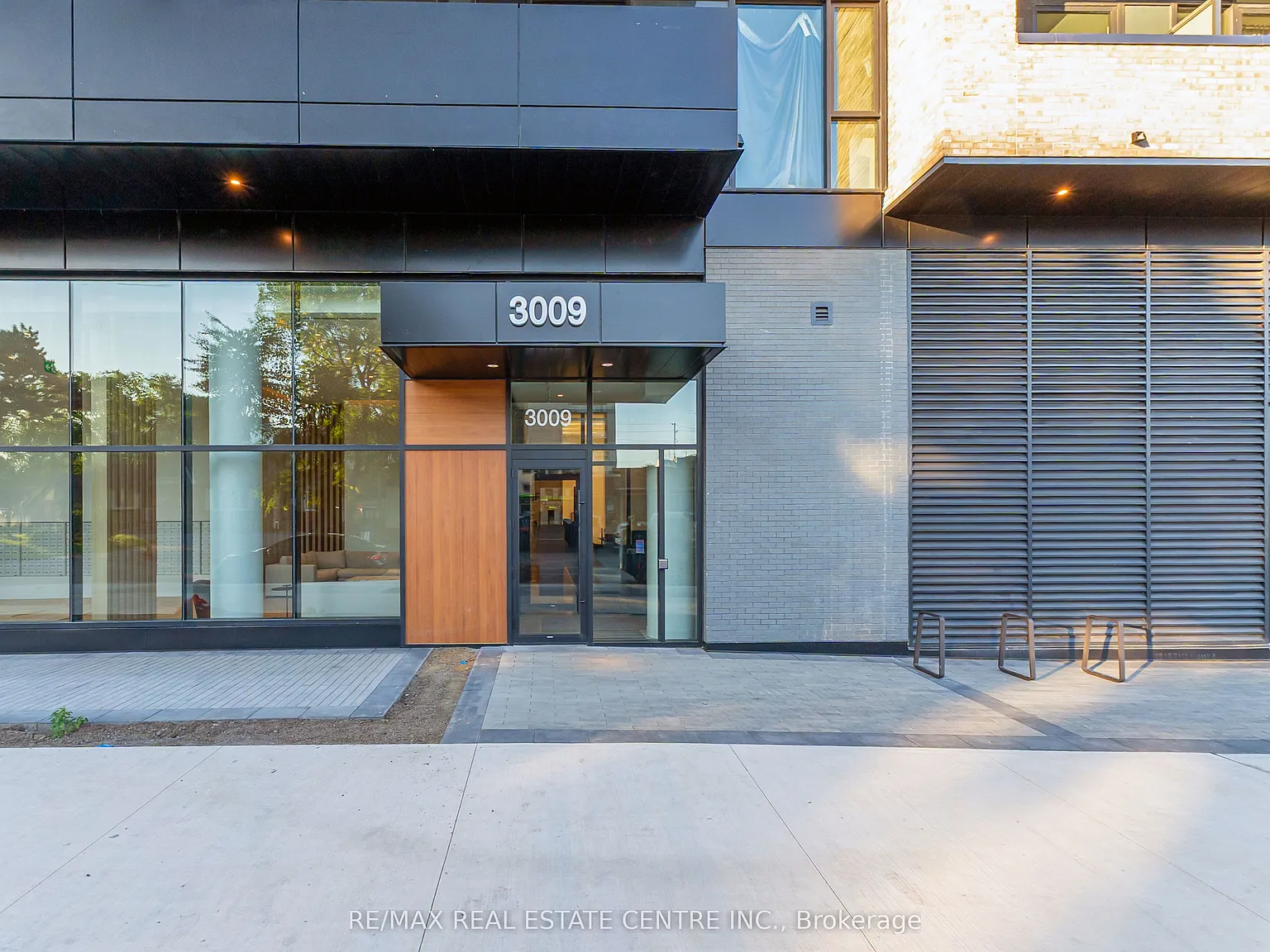2 bed, $2,300 — Photo 2