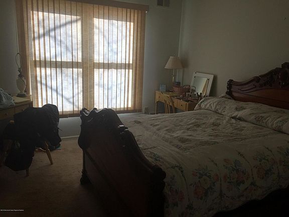 4th image of 76 Woodshill Dr N #1000