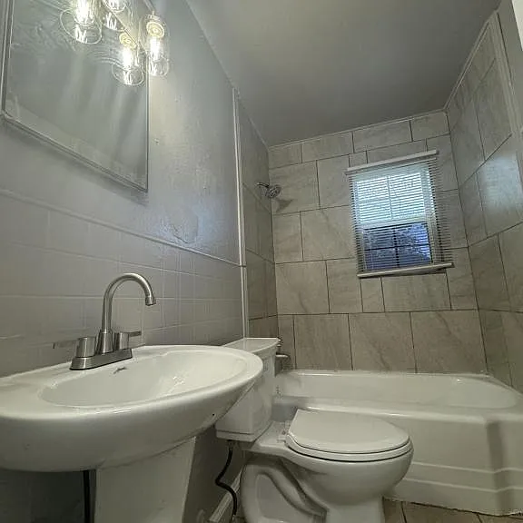 724 Carrie Ave — Photo 9