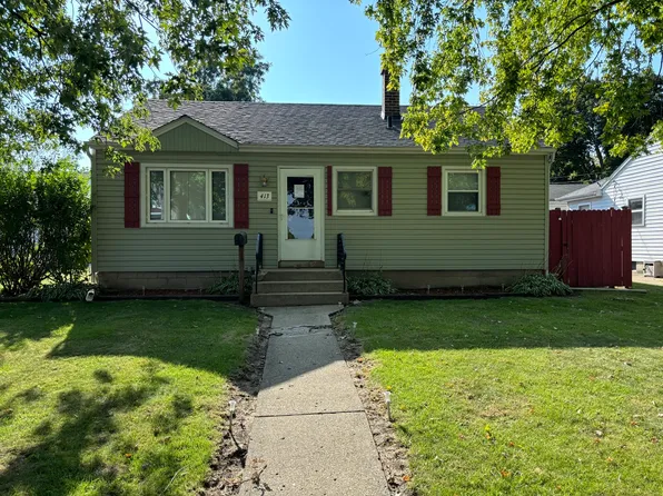 413 Maplewood Ave, Dekalb, IL 60115