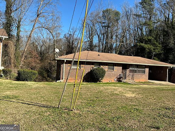 2nd image of 1882 Glen Echo Dr