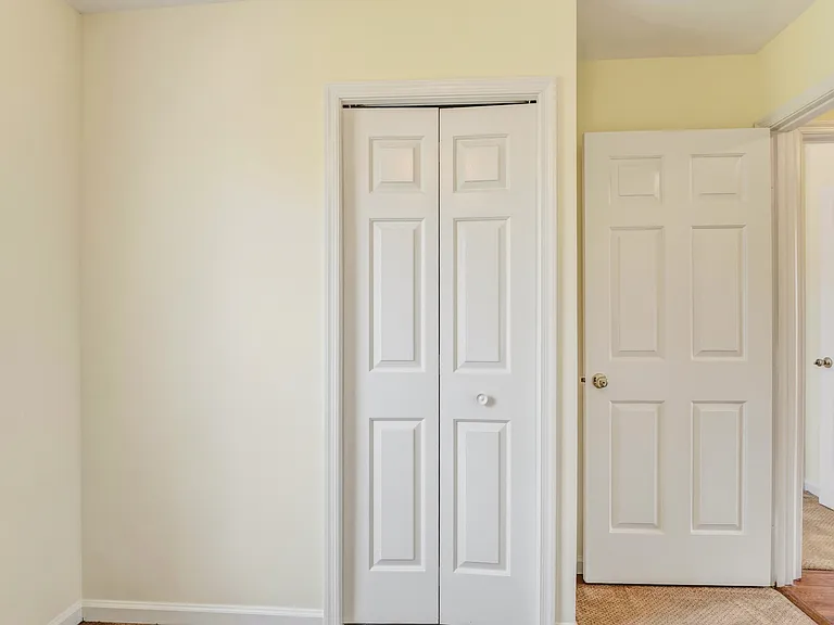 6423 Katherine Ann Ln — Photo 21